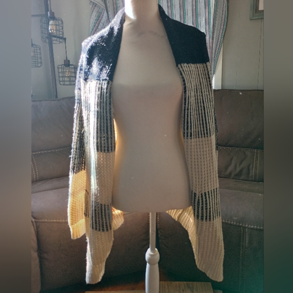 RDI cardigan